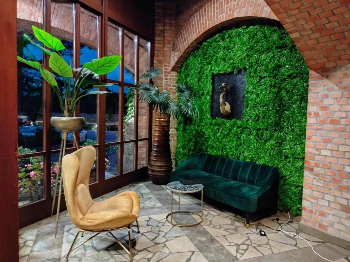Hotel Sphinx Zabia Wola Exterior foto